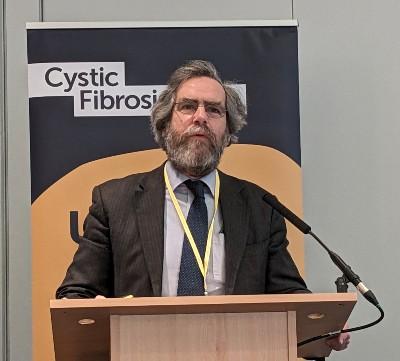 Photo of Professor Eric Alton